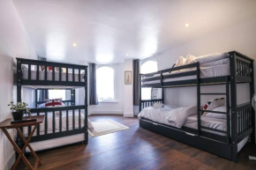 Piccadilly Wonderland Sleep 8 VRA